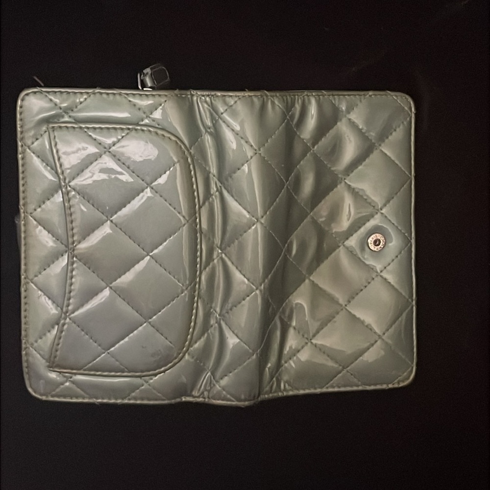 Chanel Auth Medium Matelasse Patent Leather Wallet. P209/07032020 - Picture 6 of 13